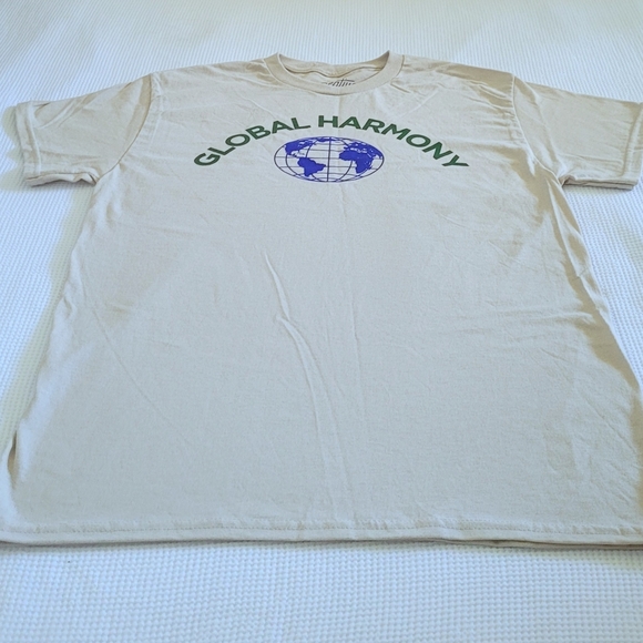 Creative Empire "Global🌎 Harmony" Graphic Tee👕 - Picture 9 of 11